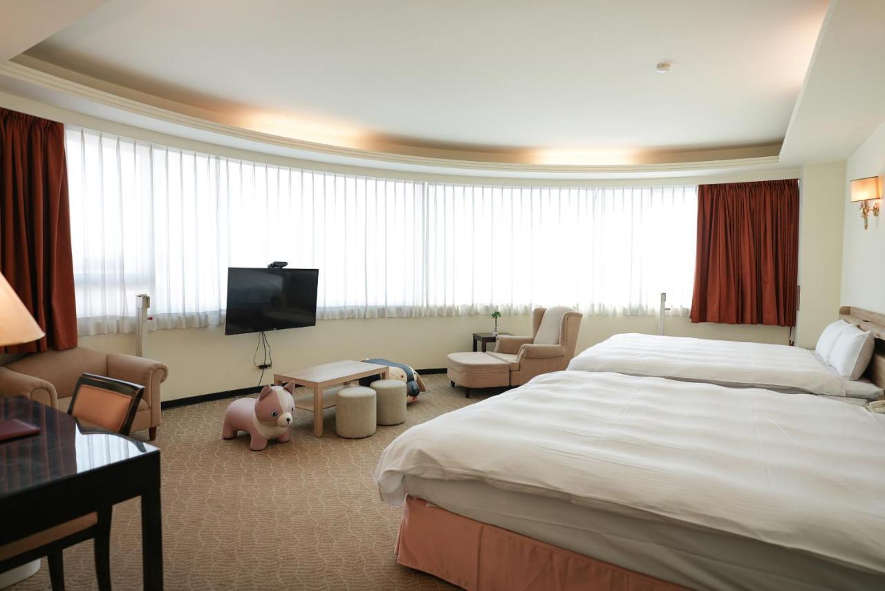 Herkang Hotel Đài Trung Ngoại thất bức ảnh
