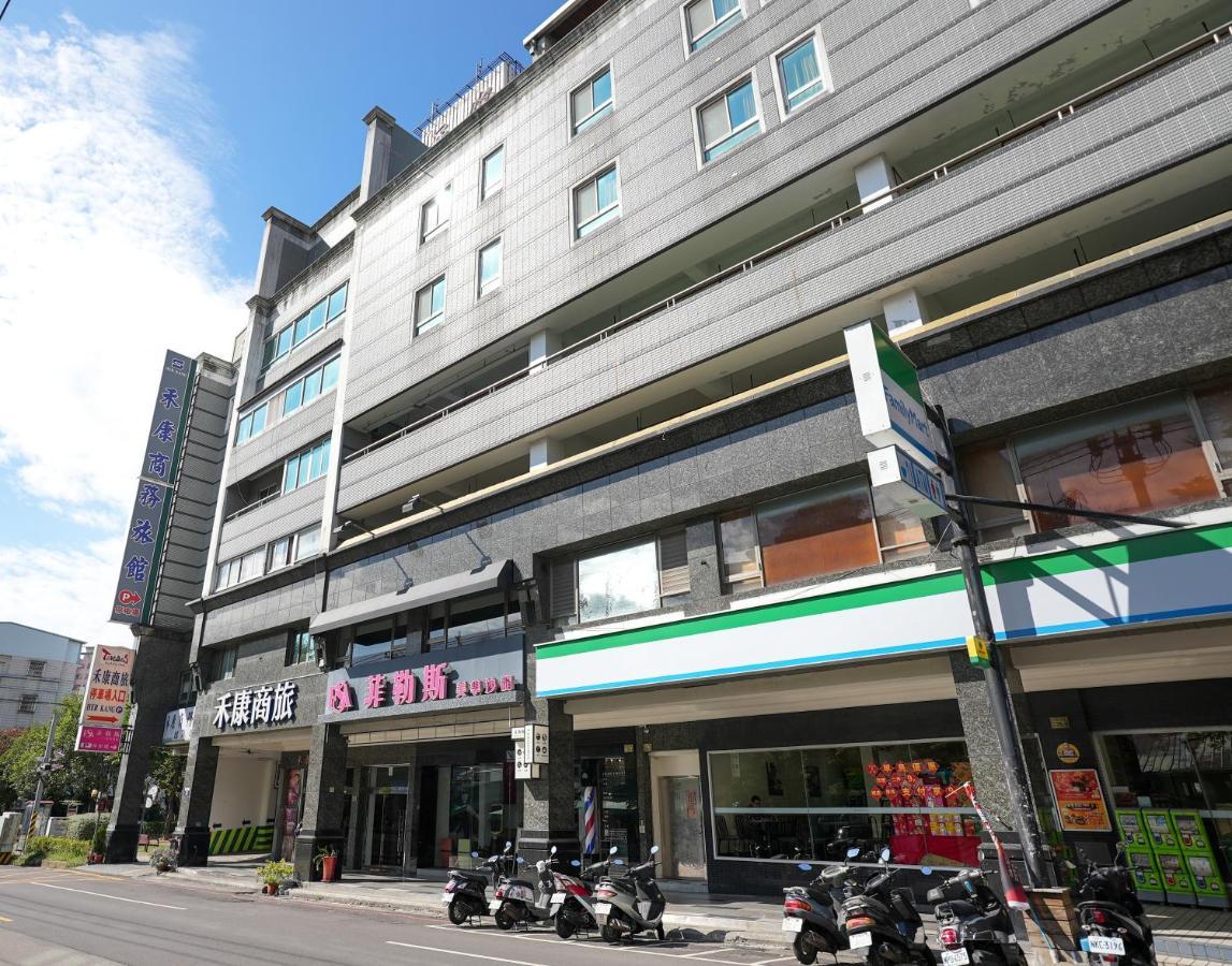 Herkang Hotel Đài Trung Ngoại thất bức ảnh