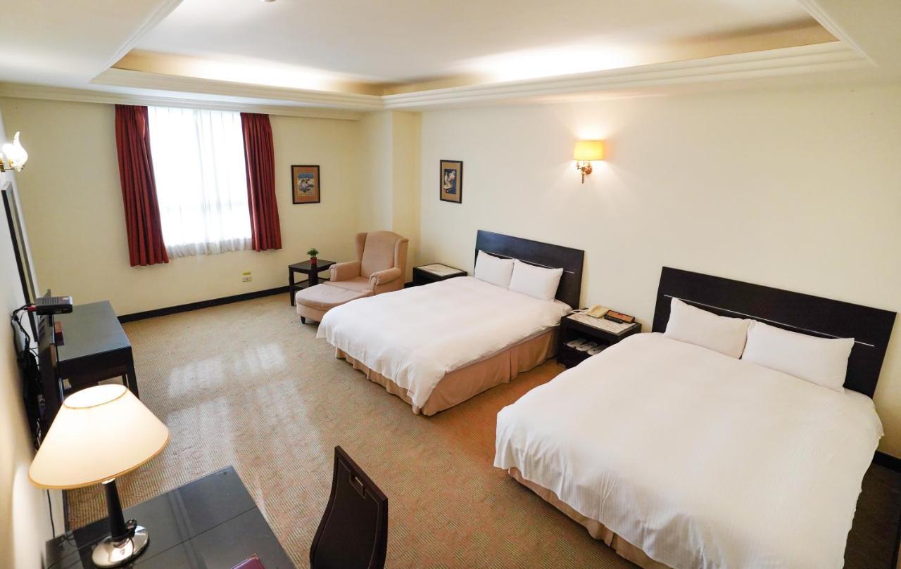 Herkang Hotel Đài Trung Ngoại thất bức ảnh